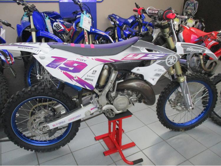 YAMAHA YZ 125