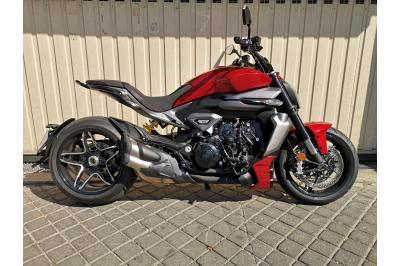 DUCATI XDIAVEL V4