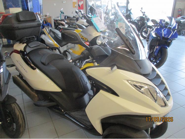 PEUGEOT METROPOLIS 400