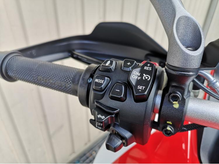 DUCATI MULTISTRADA V4 PIKES PEAK