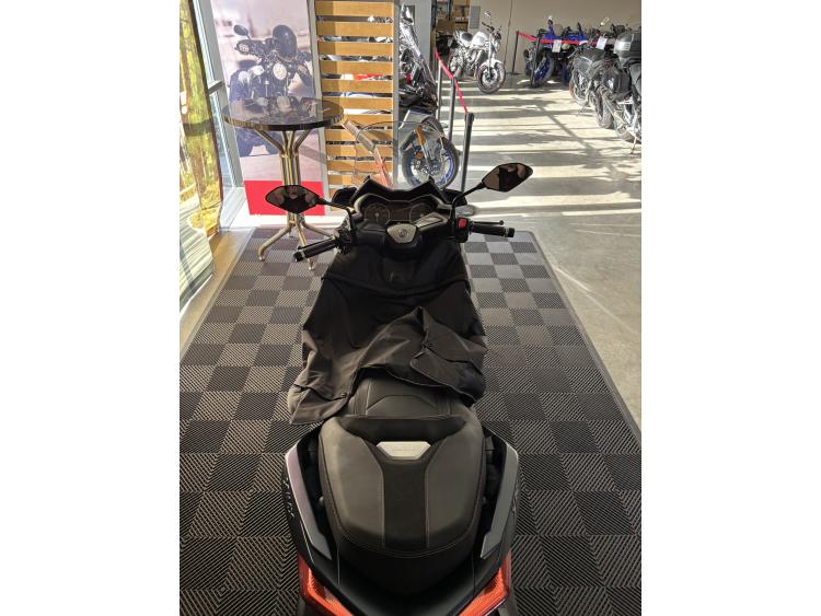 YAMAHA XMAX 125 TECH MAX - GARANTIE 1 AN 