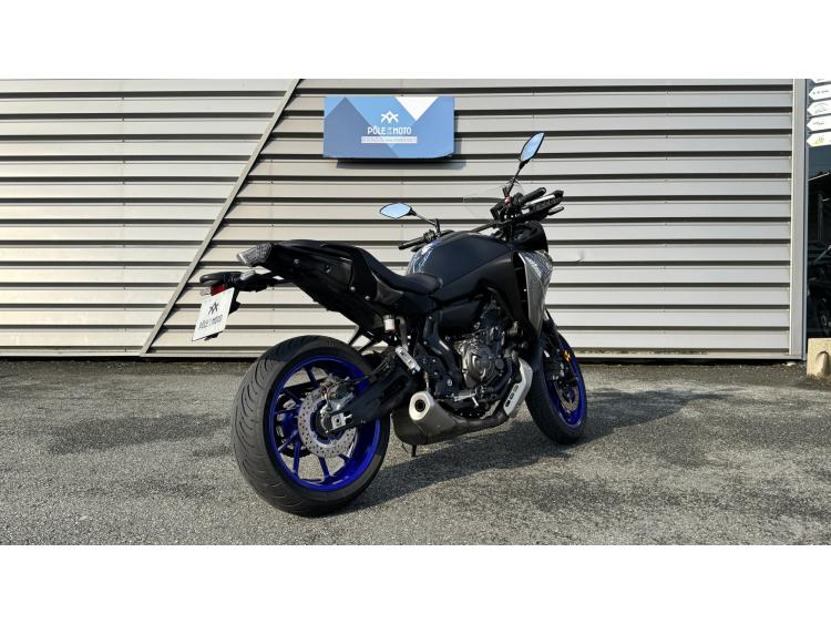 YAMAHA TRACER 7