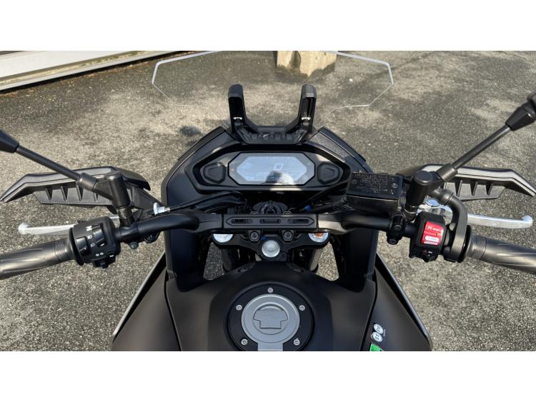 YAMAHA TRACER 7