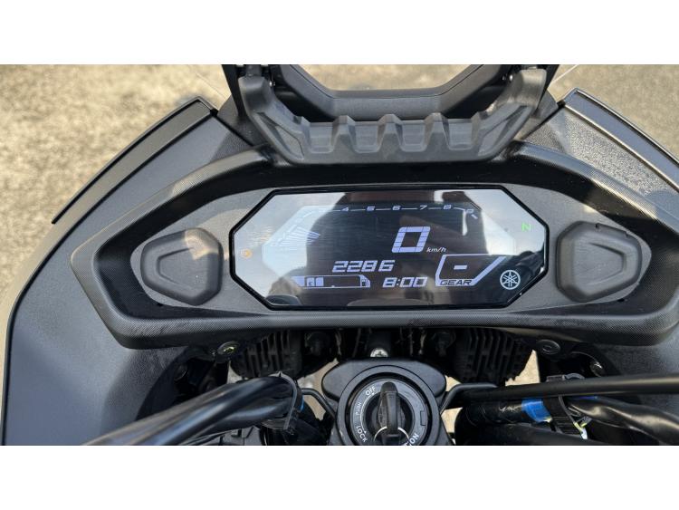 YAMAHA TRACER 7