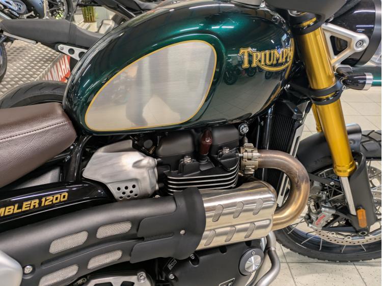 TRIUMPH SCRAMBLER 1200 XE STEVE MC QUEEN