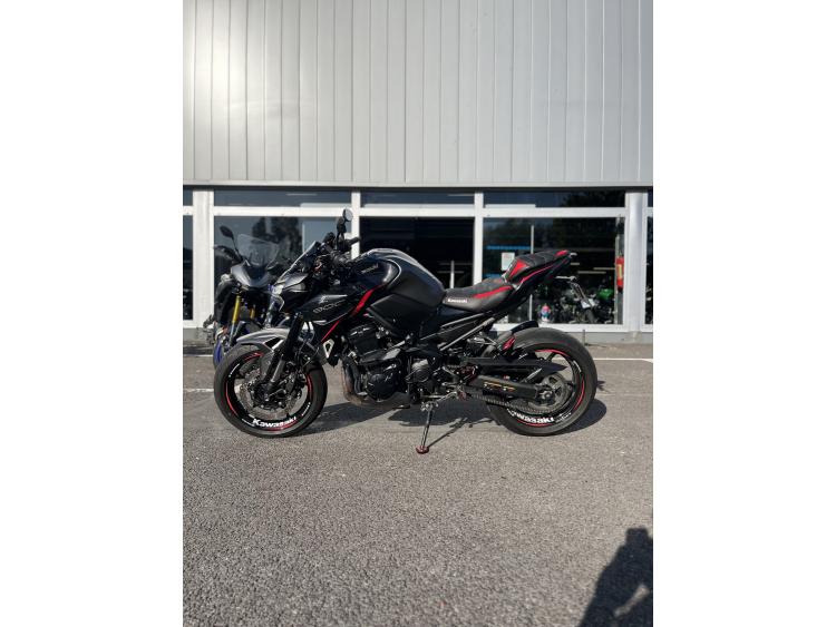 KAWASAKI Z 900