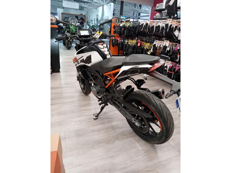KTM 125 DUKE ABS