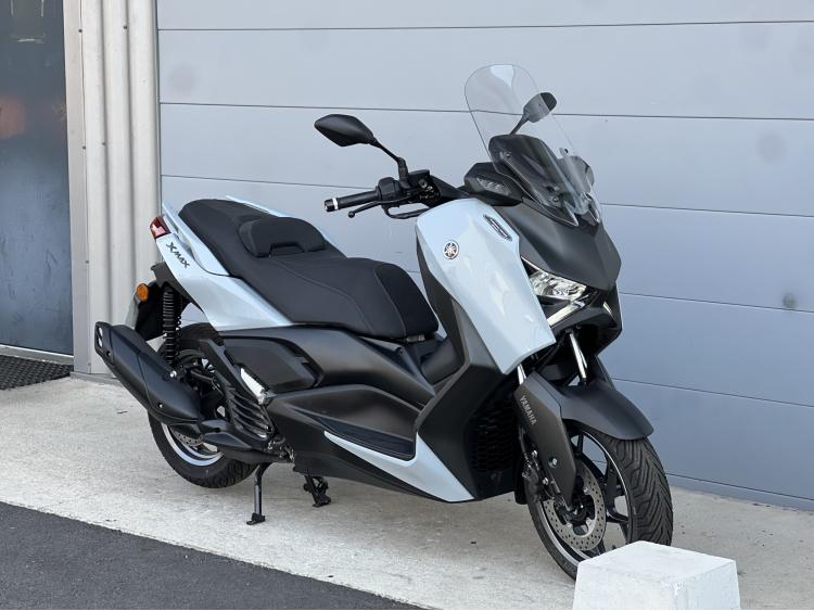 YAMAHA XMAX 125 TECH MAX