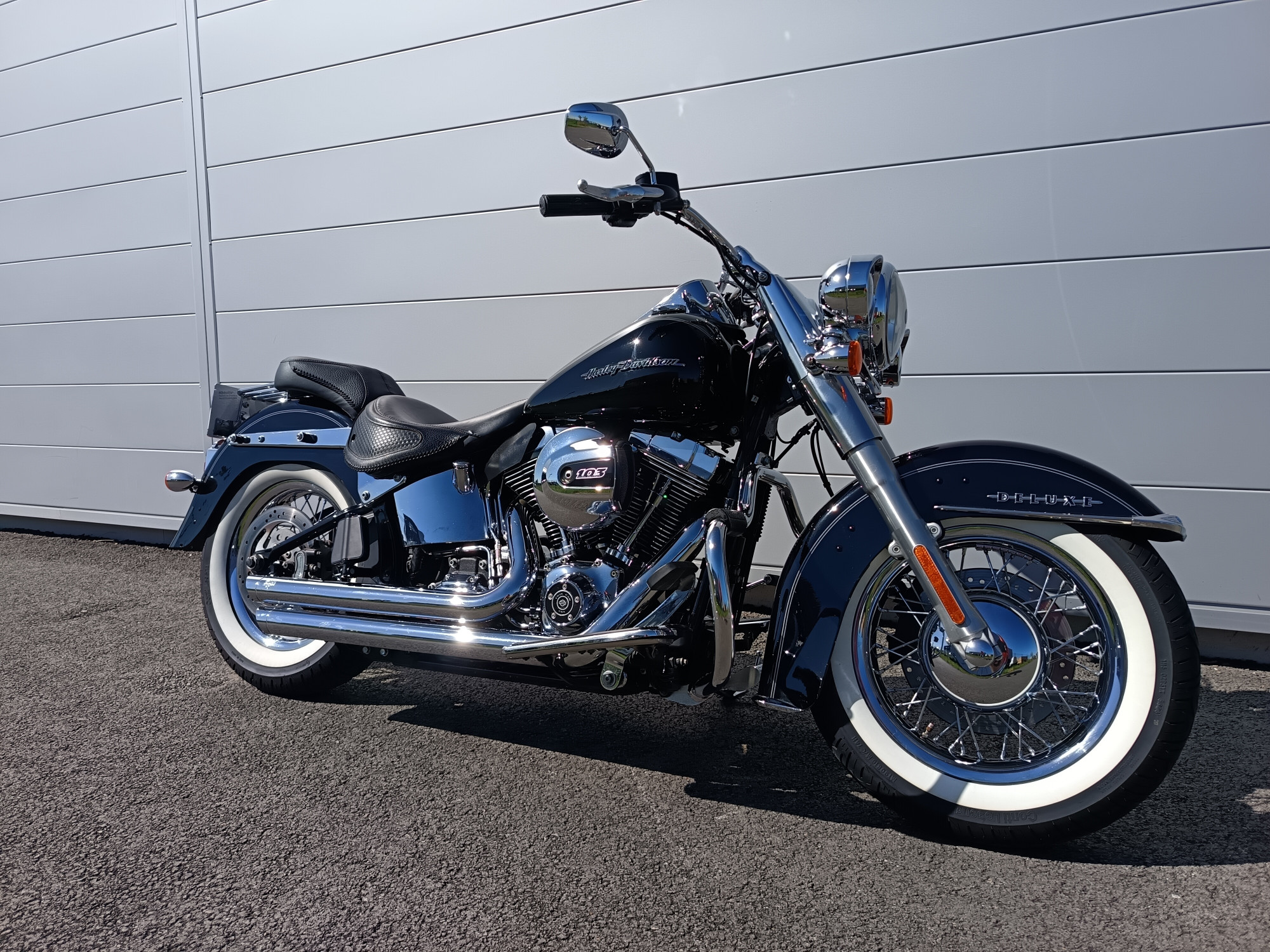 HARLEY-DAVIDSON SOFTAIL DELUXE 1690