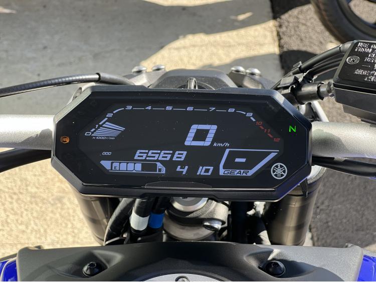 YAMAHA MT-07