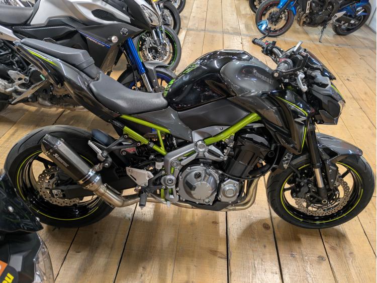 KAWASAKI Z 900