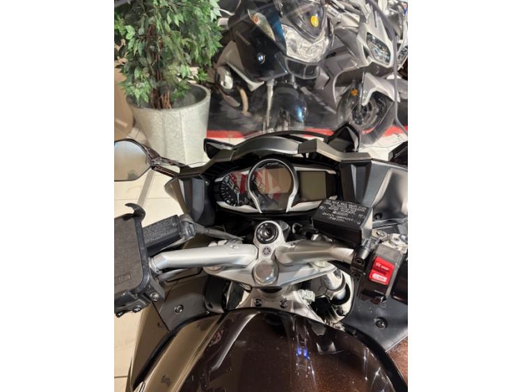 YAMAHA FJR 1300
