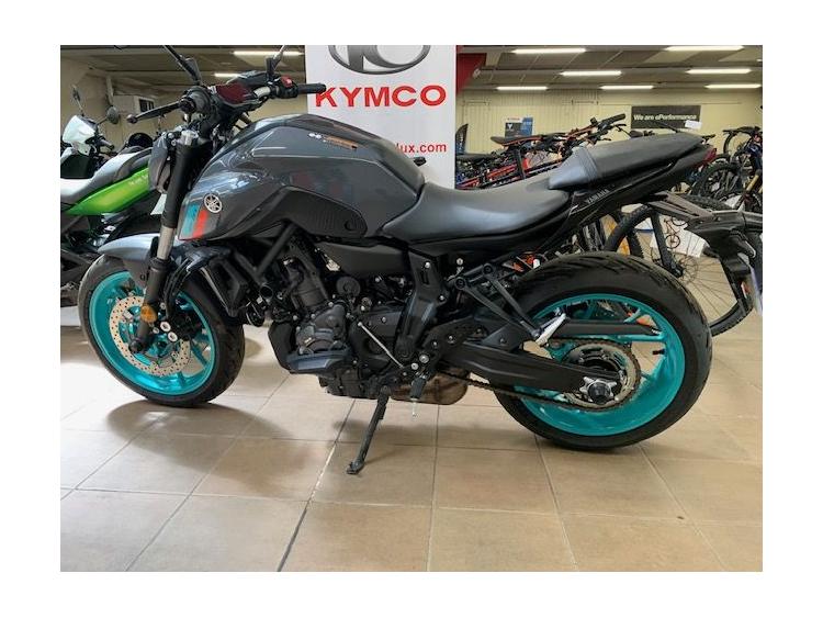 YAMAHA MT-07 (47.5CV)
