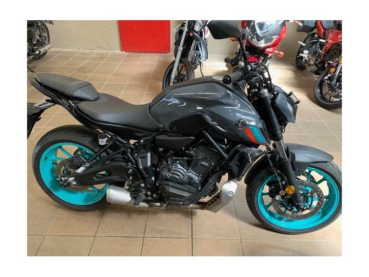 YAMAHA MT-07 (47.5CV)