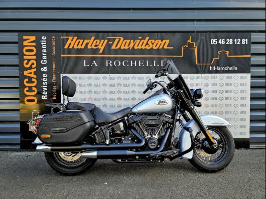 HARLEY-DAVIDSON SOFTAIL HERITAGE 1868 CLASSIC