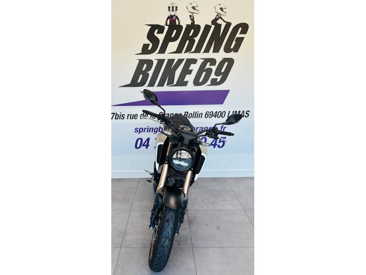 HONDA CB 125 R