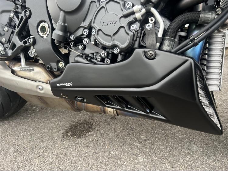 YAMAHA MT-10