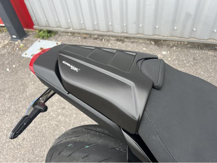 YAMAHA MT-10