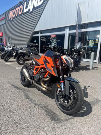 KTM 1290 SUPER DUKE R