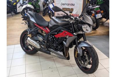 TRIUMPH STREET TRIPLE 675 R