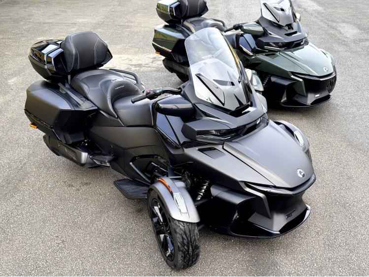 CAN-AM SPYDER RT 1330 LIMITED canam rts ltd f3 goldwing can am