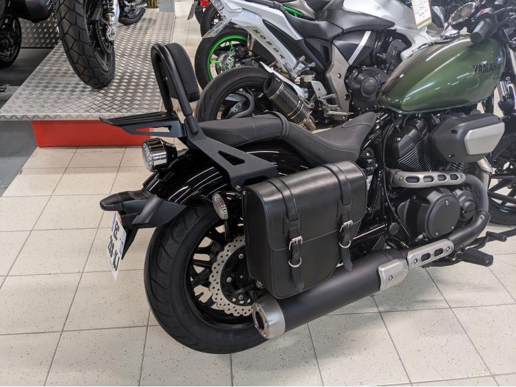 YAMAHA XV 950 BOLT R