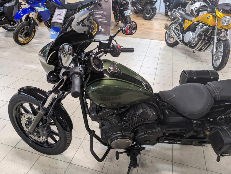 YAMAHA XV 950 BOLT R