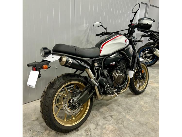 YAMAHA XSR 700 XTRIBUTE