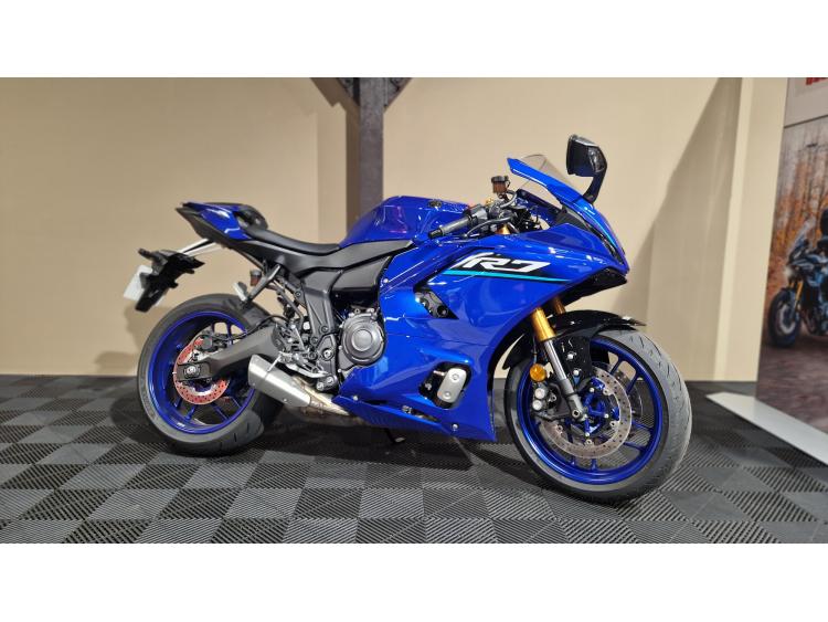 YAMAHA YZF-R7