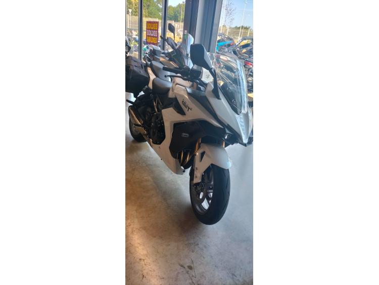 SUZUKI GSX-S 1000 GT pack touring