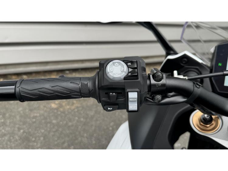 SUZUKI GSX-S 1000 GT pack touring
