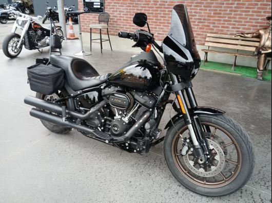 HARLEY-DAVIDSON SOFTAIL LOW RIDER 1868 S