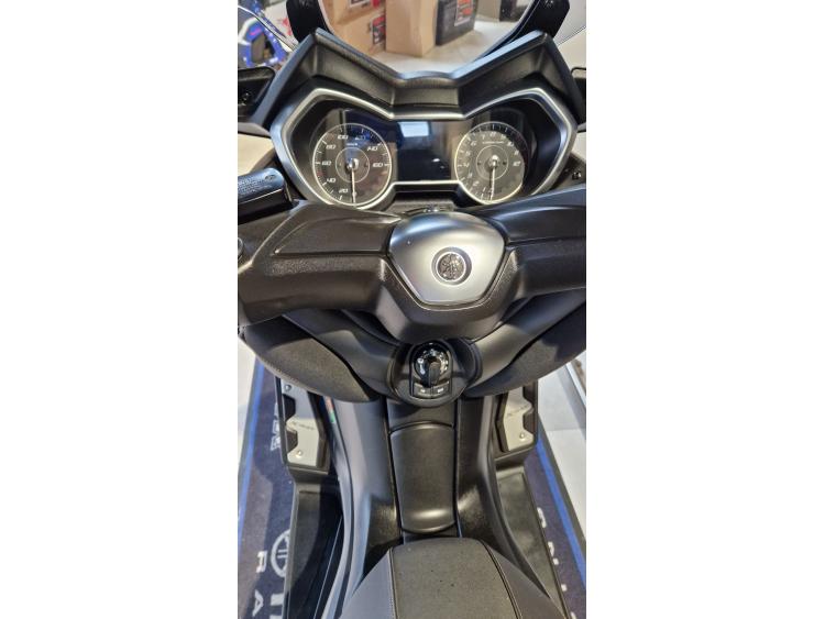 YAMAHA XMAX 125 TECH MAX garantie  12 mois