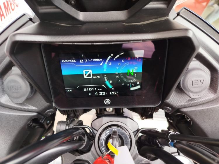 YAMAHA TRACER 7 GT + EQUIPEMENTS