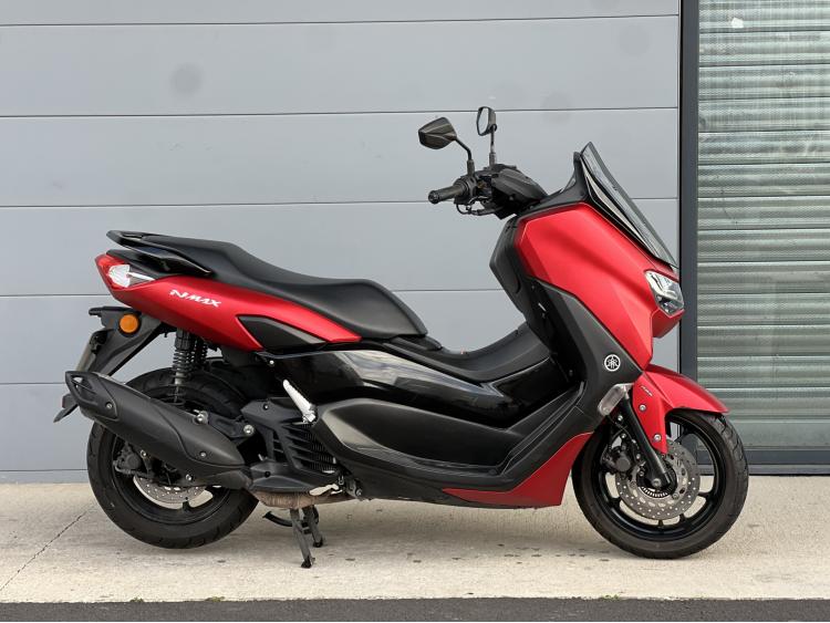 YAMAHA NMAX 125