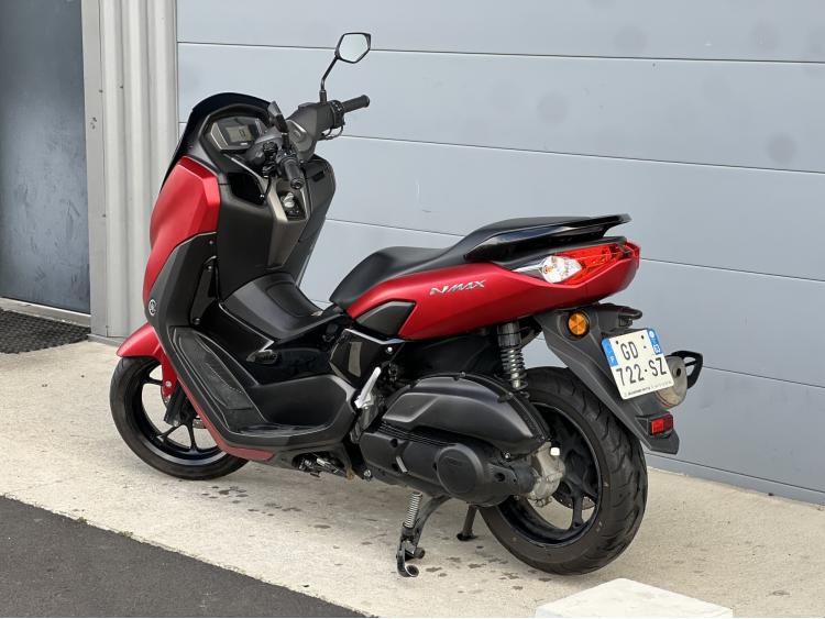 YAMAHA NMAX 125