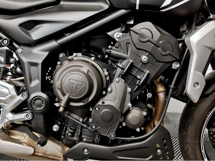 TRIUMPH TRIDENT 660 - Eligible A2