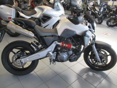 YAMAHA MT-03