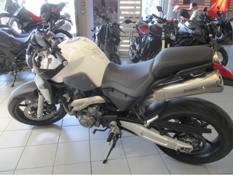 YAMAHA MT-03