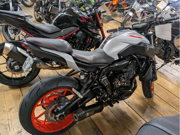 YAMAHA MT-07 (47.5CV)