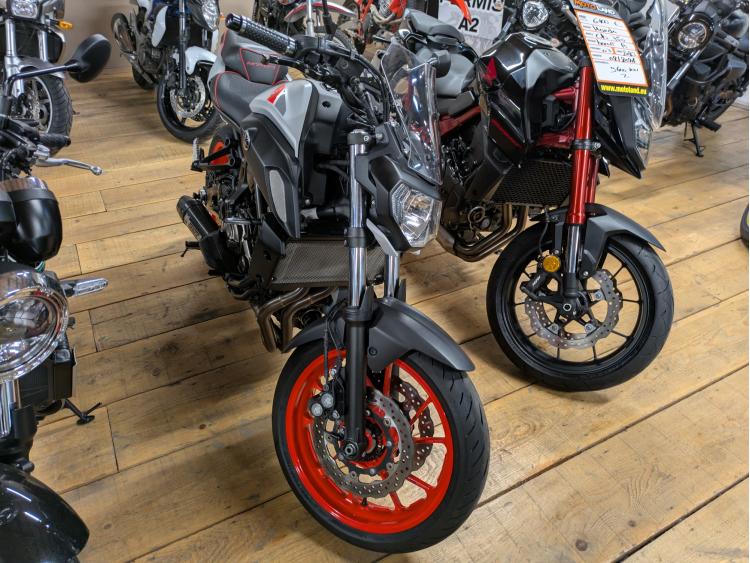 YAMAHA MT-07 (47.5CV)
