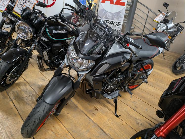YAMAHA MT-07 (47.5CV)
