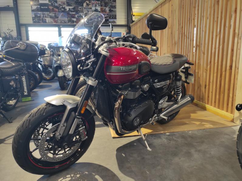 TRIUMPH SPEED TWIN 1200