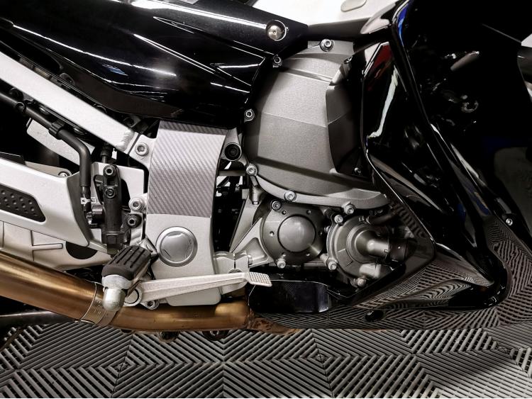 YAMAHA FJR 1300 ABS - FJR1300