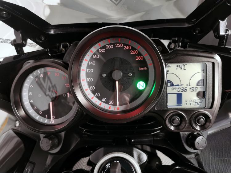 YAMAHA FJR 1300 ABS - FJR1300