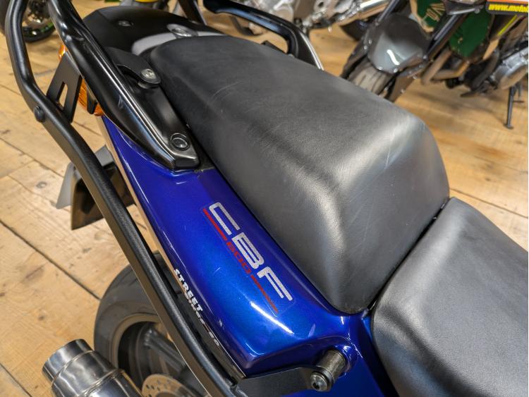 HONDA CBF 600 S ABS 9600 km