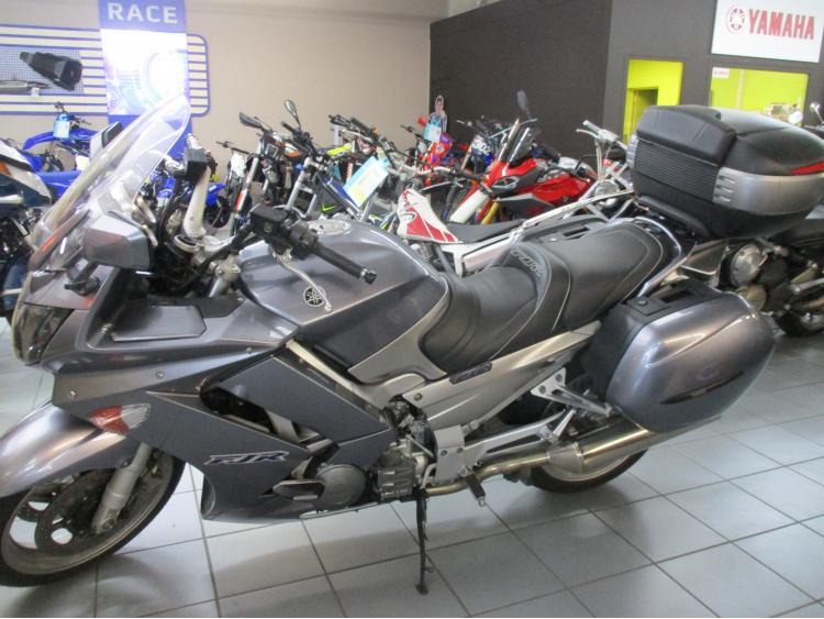 YAMAHA FJR 1300