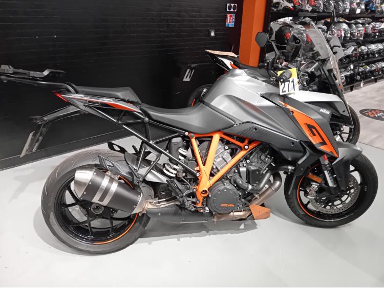 KTM 1290 SUPER DUKE GT