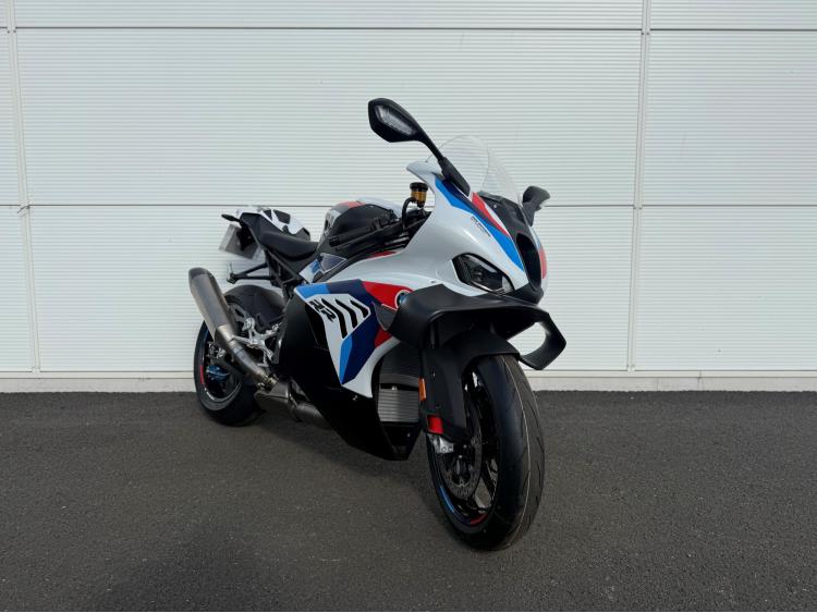 BMW M 1000RR