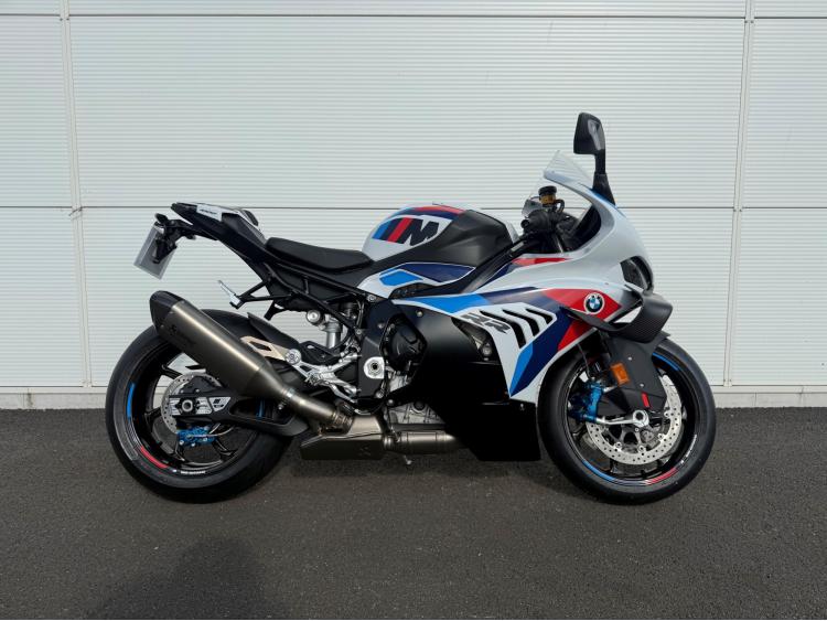 BMW M 1000RR